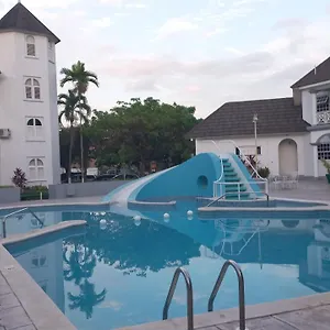 20 Aparthotel