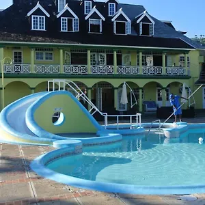 Deluxe Sandcastles Aparthotel